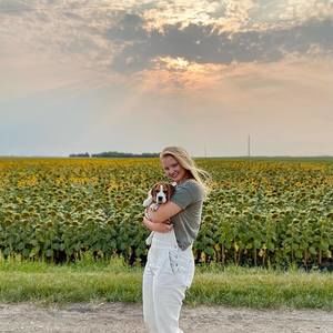 Meet your Posher, Hannah